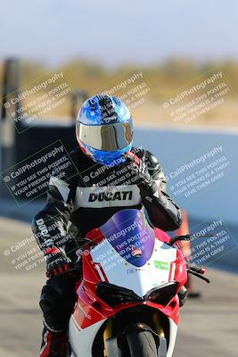 media/Mar-09-2025-TrackXperience (Sun) [[4c2000c718]]/1-Around the Pits-Pre Grid/